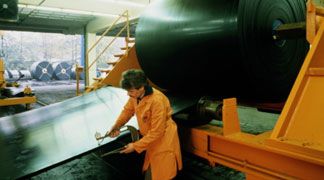 wpid-4333_lavoratoregomma.jpg