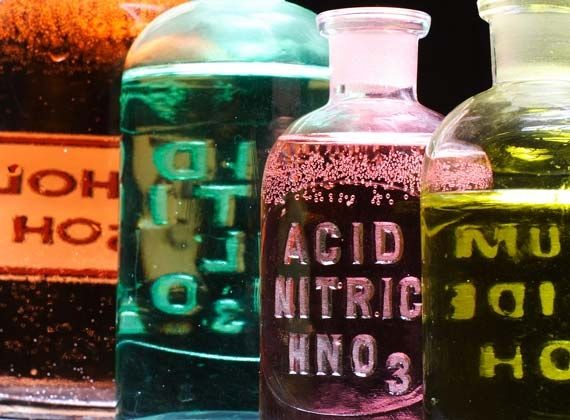 wpid-6108_chemicals.jpg